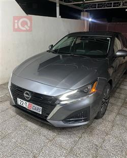 نيسان ألتيما